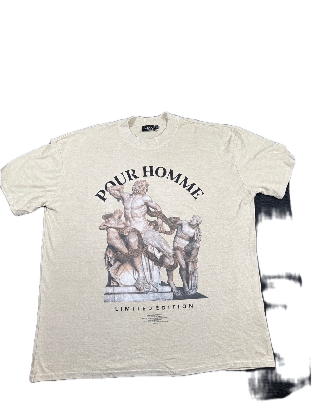 boohooMAN Pour Homme Limited Edition Graphic T-Shirt Medium